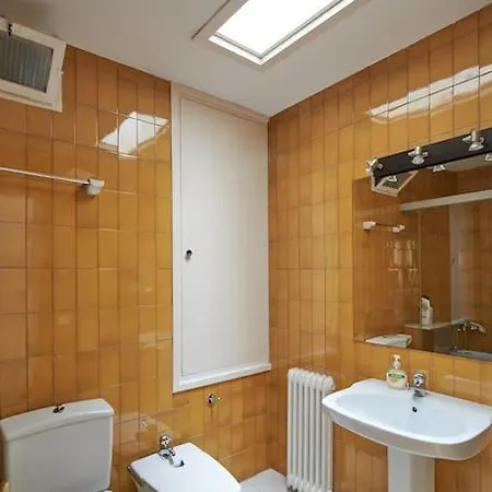 Casa Enric - *