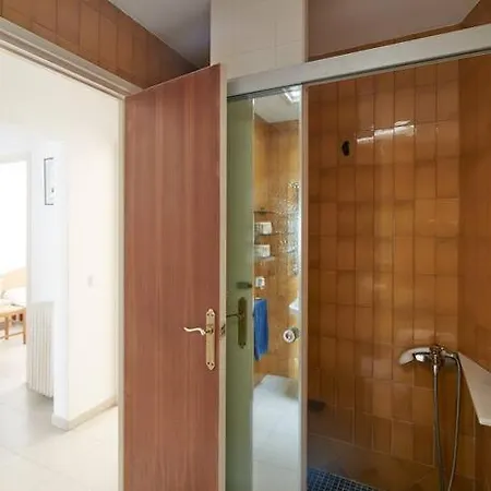 Casa Enric - *