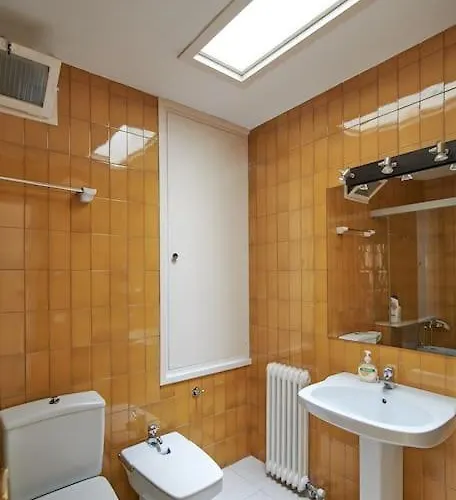 Casa Enric - *